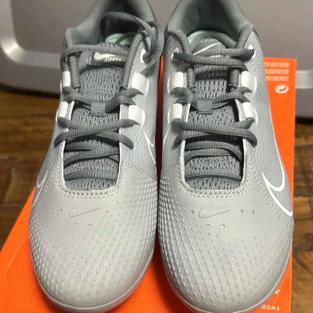 Nike Women's Hyperdiamond 4 Pro Metal Fastpitch Softball Cleats:GRAY: NIB: SZ 10